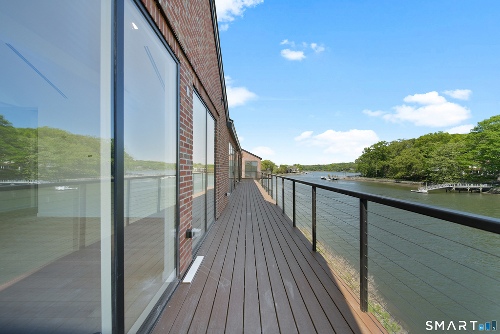 251 Riverside Avenue - Photo 8