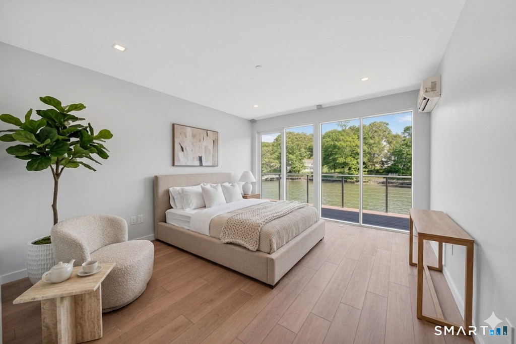253 Riverside Avenue - Photo 4