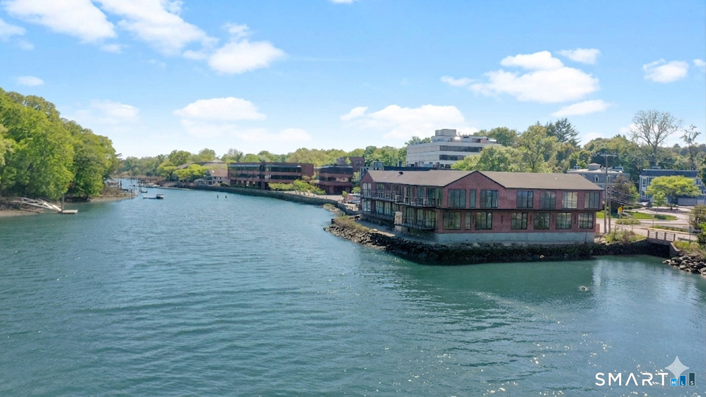 253 Riverside Avenue - Photo 12
