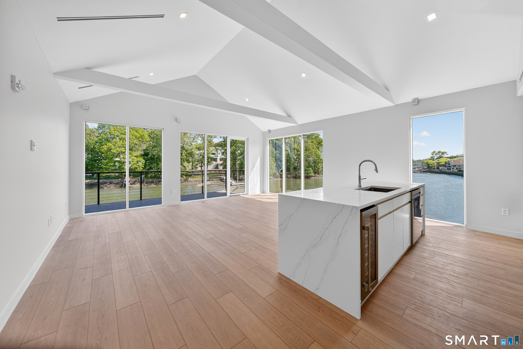 253 Riverside Avenue - Photo 0