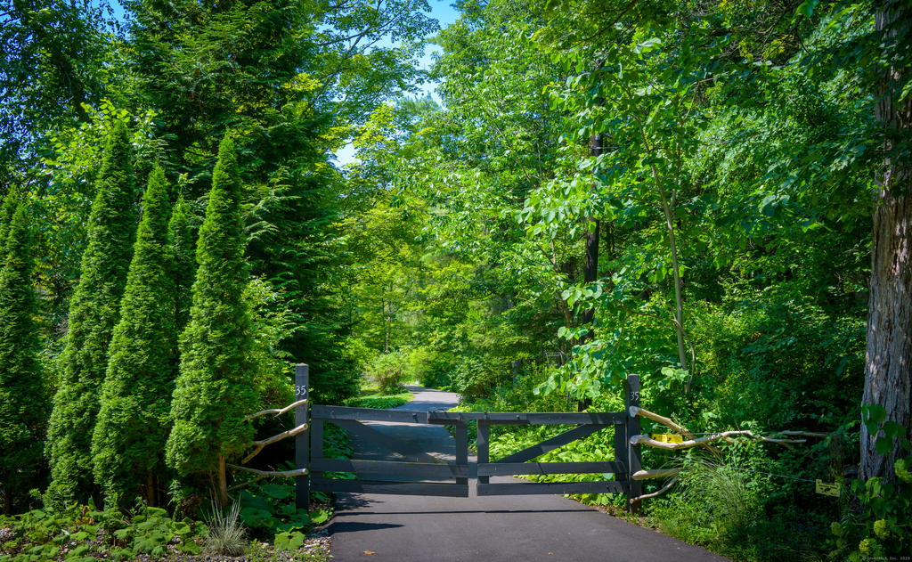 35 Kirk Road - Photo 0