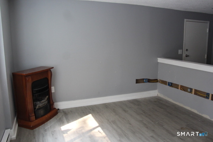 33 Lake Street - Photo 3
