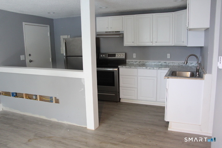 33 Lake Street - Photo 4