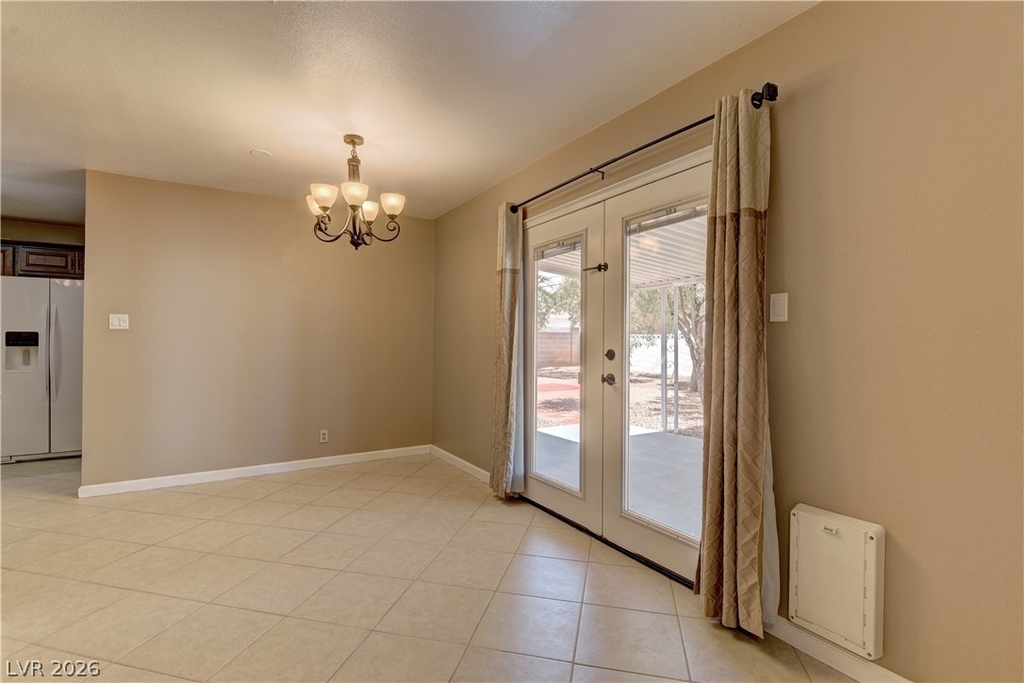 3896 Acapulco Avenue - Photo 9