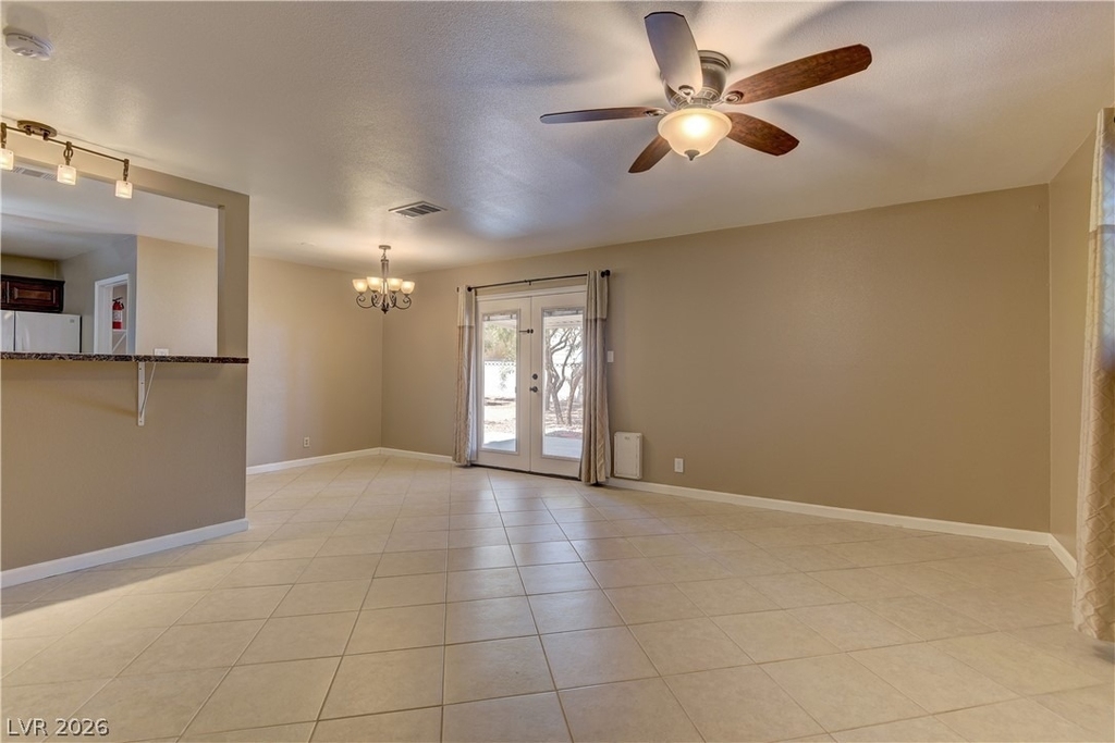 3896 Acapulco Avenue - Photo 8