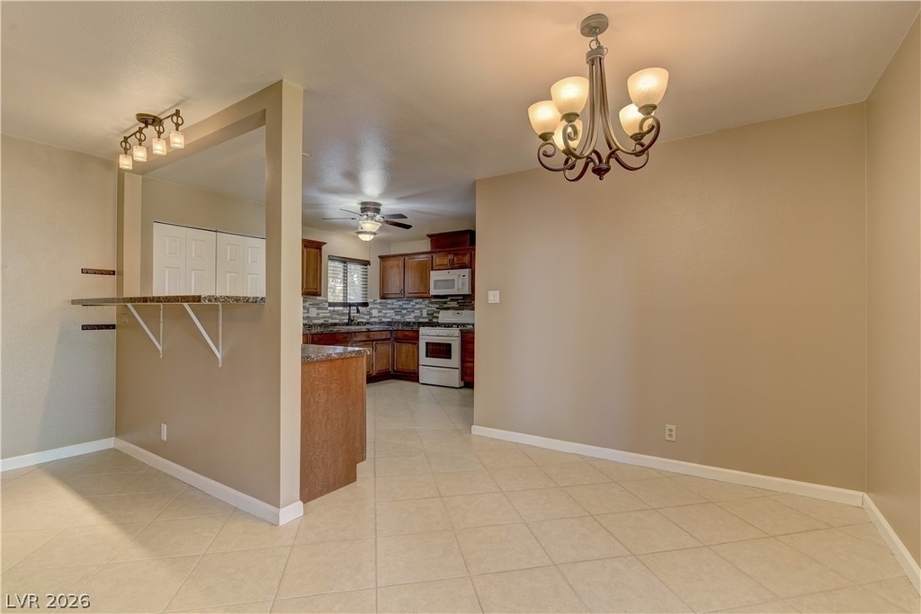 3896 Acapulco Avenue - Photo 11
