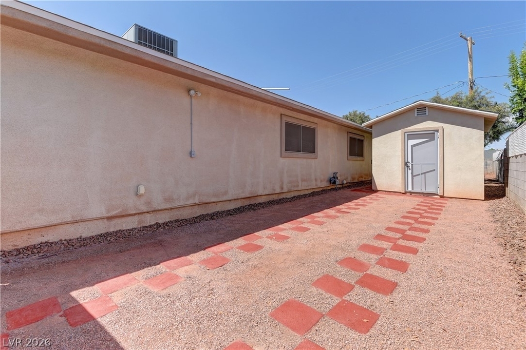 3896 Acapulco Avenue - Photo 35