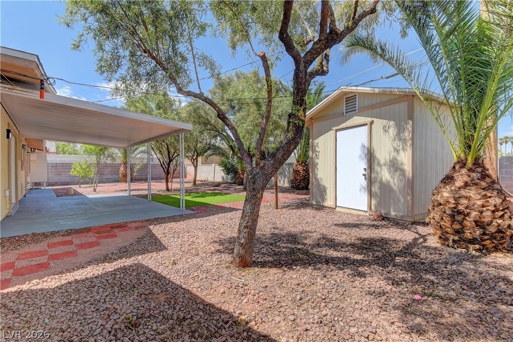 3896 Acapulco Avenue - Photo 33
