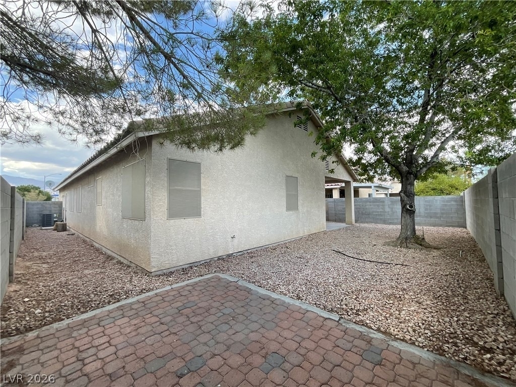 1921 Wild Pony Avenue - Photo 14