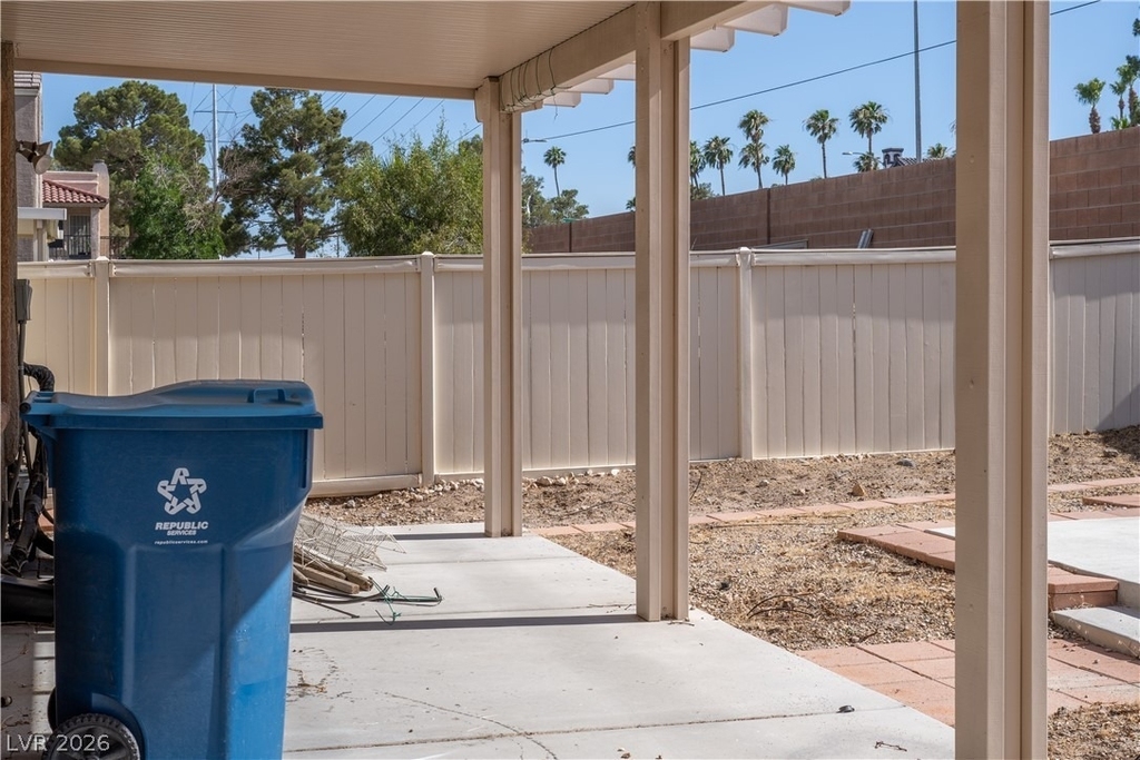 2279 Autumn Fire Court - Photo 5