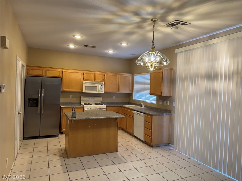 10066 Cambridge Blue Avenue - Photo 5