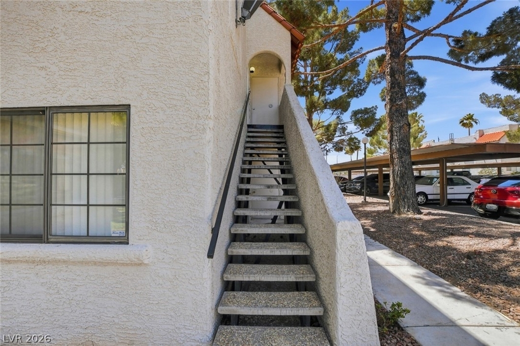101 Luna Way - Photo 1