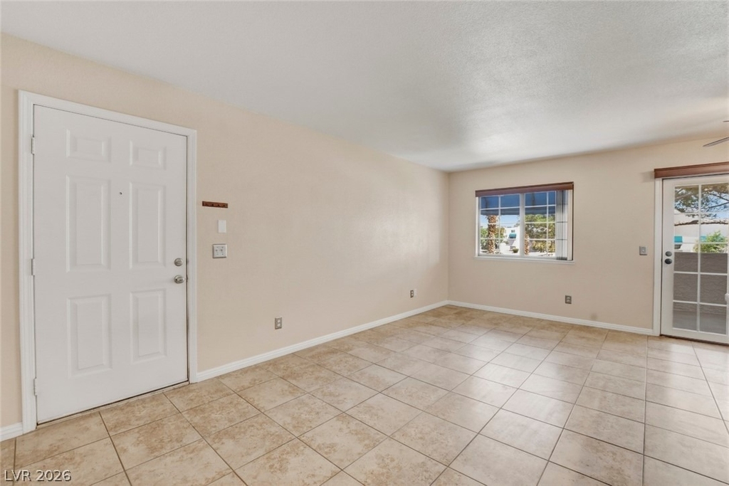 101 Luna Way - Photo 5