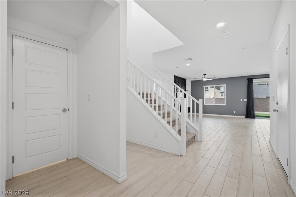 294 Mount Williamson Street - Photo 1