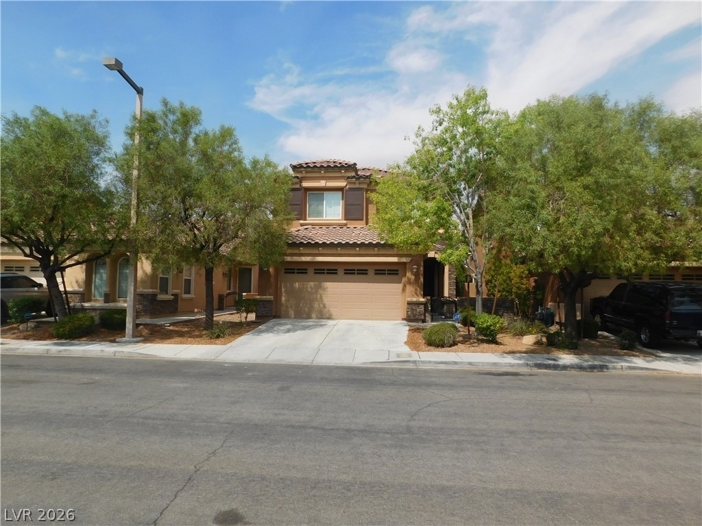 913 Ambrosia Drive - Photo 0