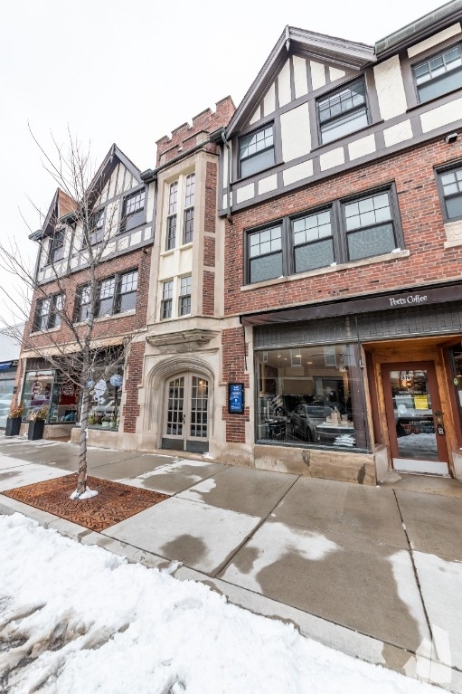 545 Chestnut St - Photo 1