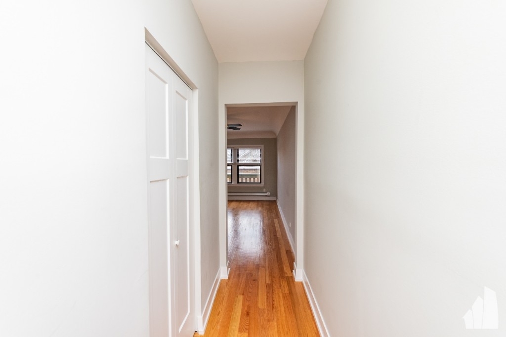 545 Chestnut St - Photo 3
