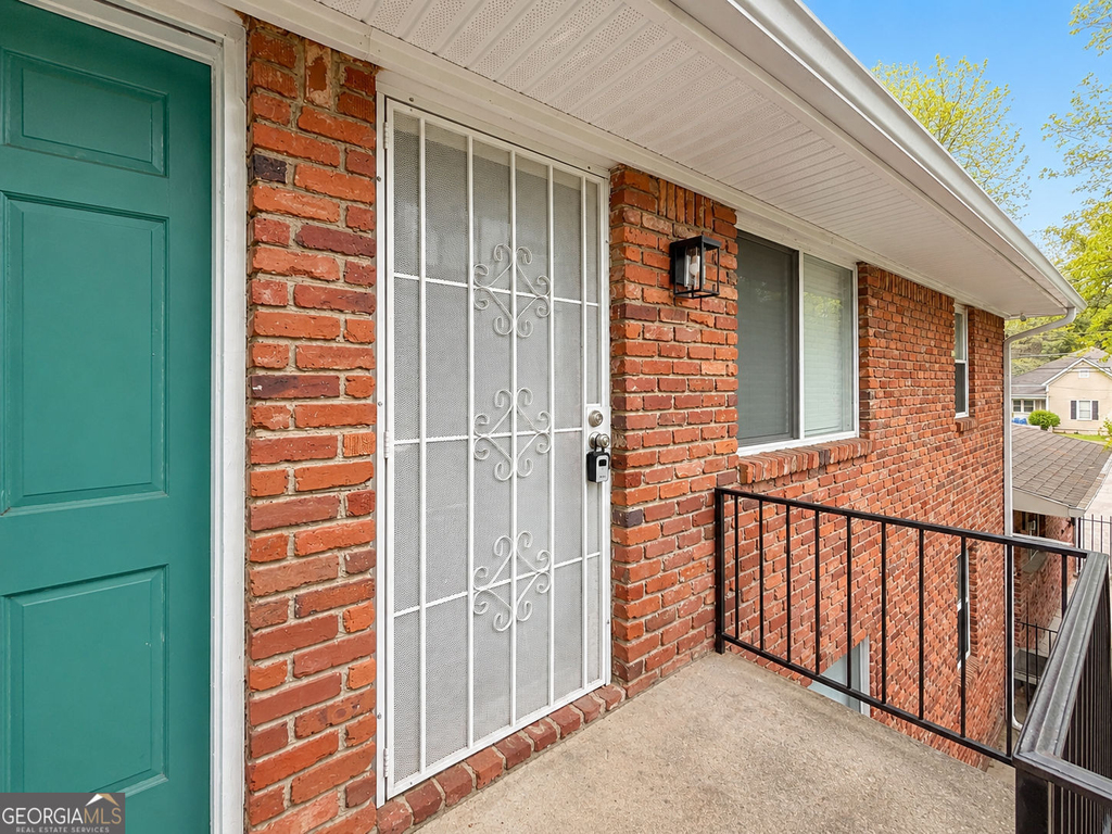 3203 E Point Street - Photo 15