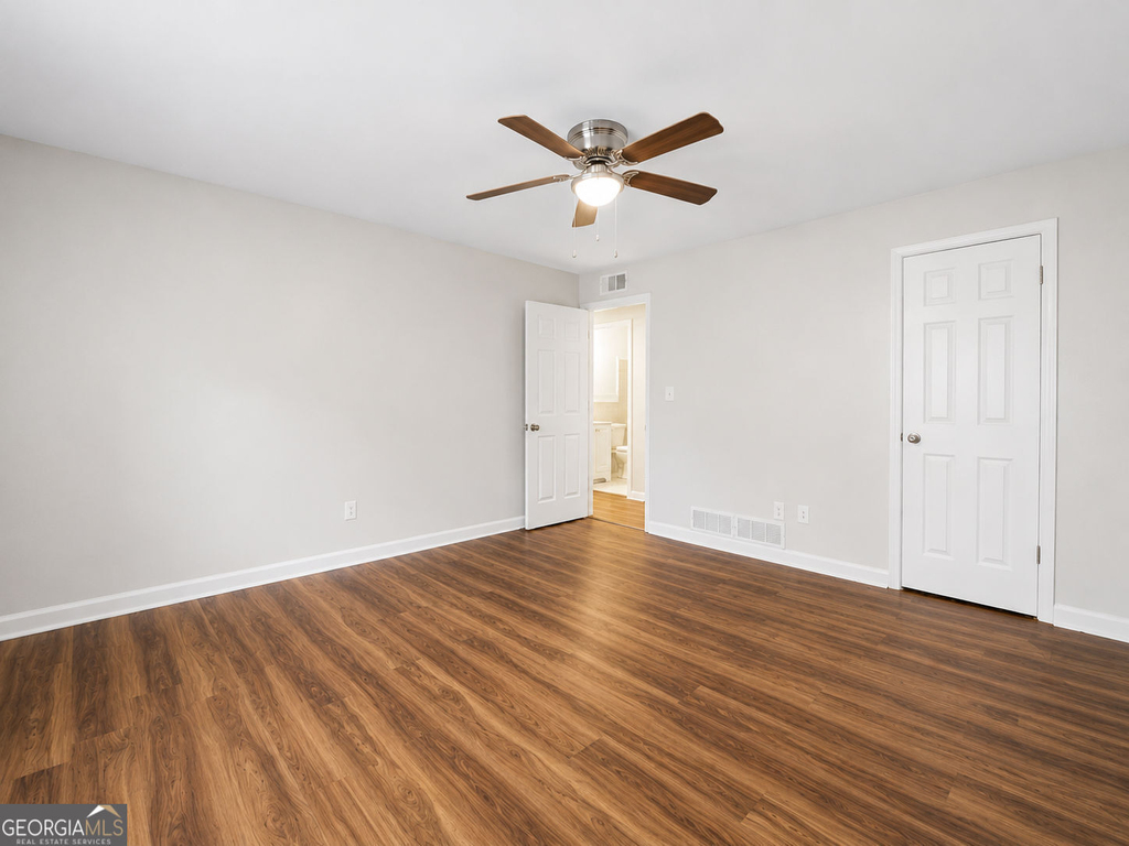 3193 E Point Street - Photo 16