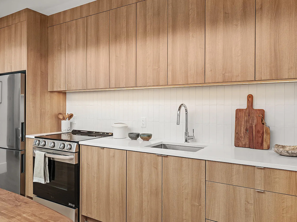 151 South Elliott Place - Photo 6