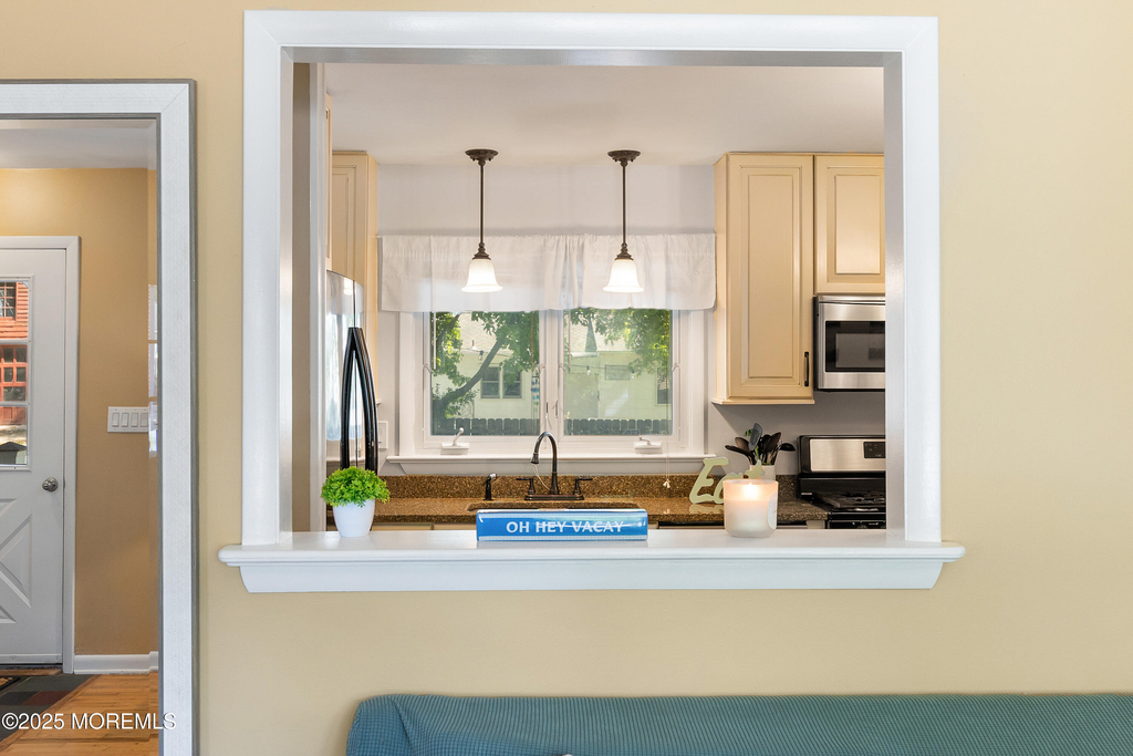 2202 Beach Boulevard - Photo 8
