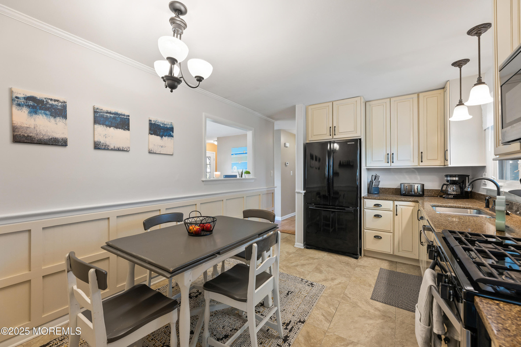 2202 Beach Boulevard - Photo 12