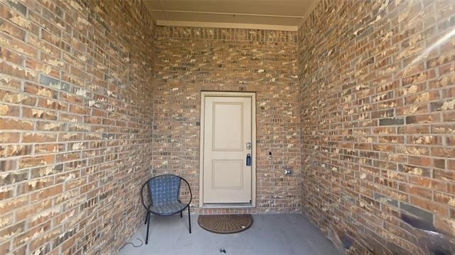 409 Samuel Street - Photo 2