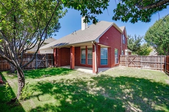 7657 Ravenhill Drive - Photo 9