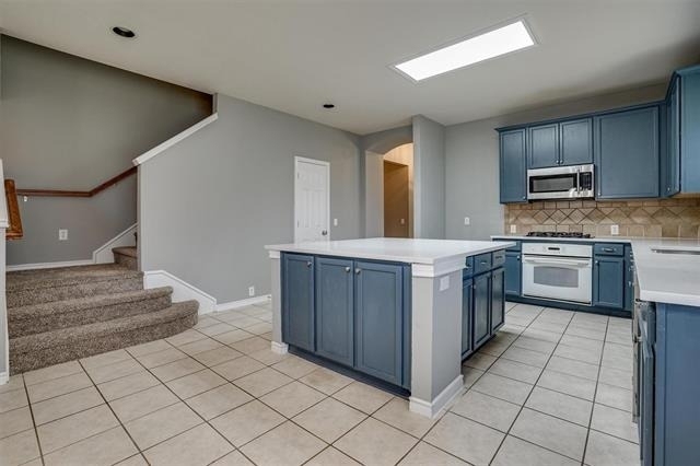 7657 Ravenhill Drive - Photo 12