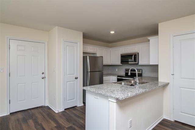 201 S May Street - Photo 9