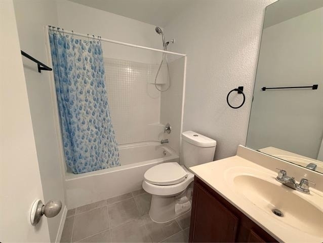 8440 Shallow Creek Drive - Photo 15