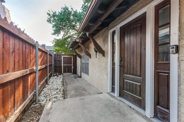 14372 Haymeadow Circle - Photo 4