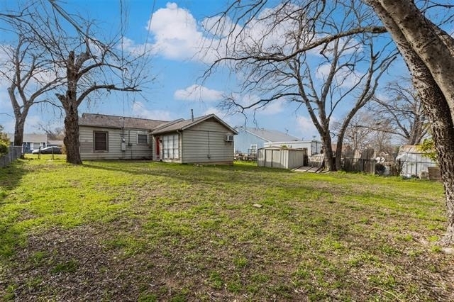 3721 Marks Place - Photo 15