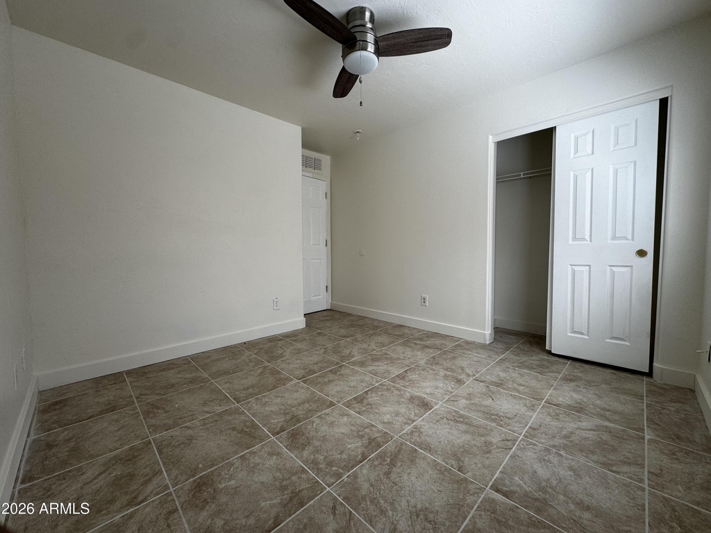 43250 W Estrada Street - Photo 18