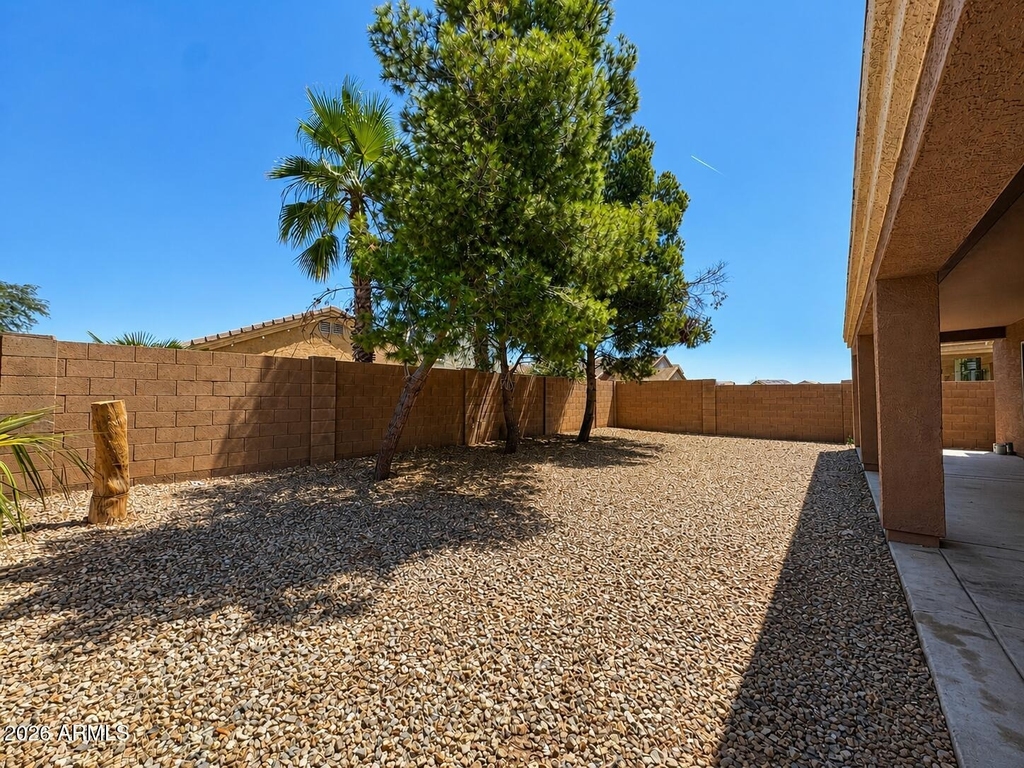 43250 W Estrada Street - Photo 26