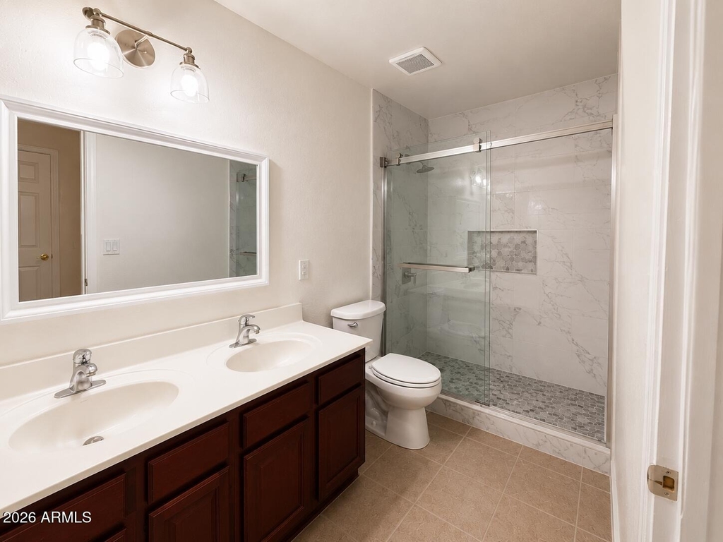 43250 W Estrada Street - Photo 16