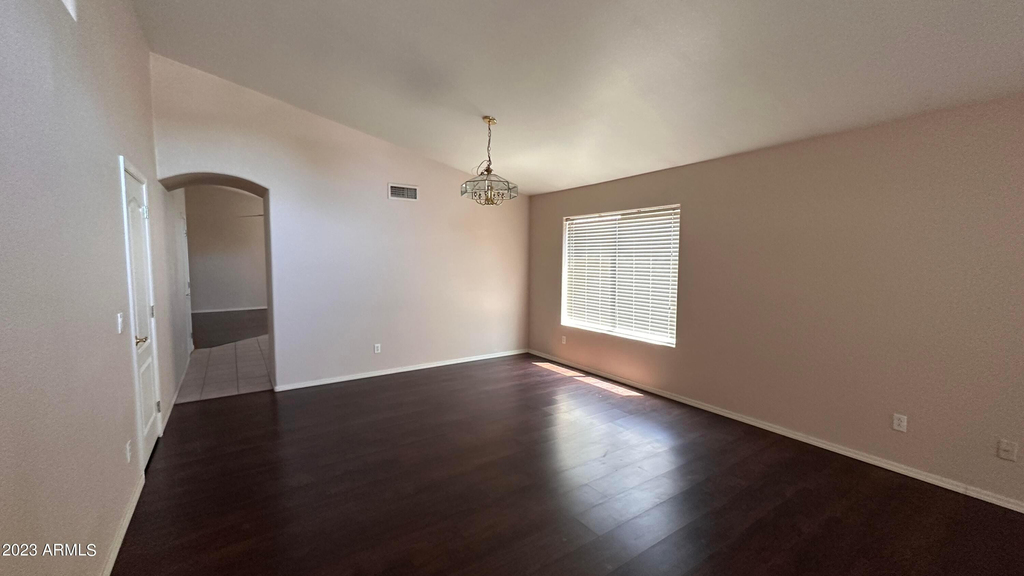 1616 W Kesler Lane - Photo 3