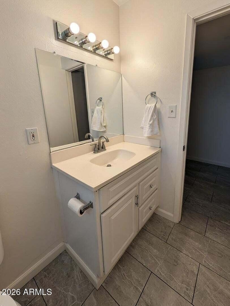 1711 S Hardy Drive - Photo 12