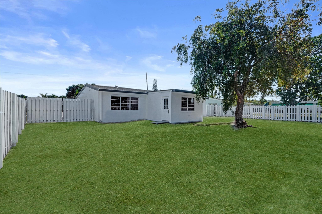 1437 Sw 1st Avenue - Photo 23