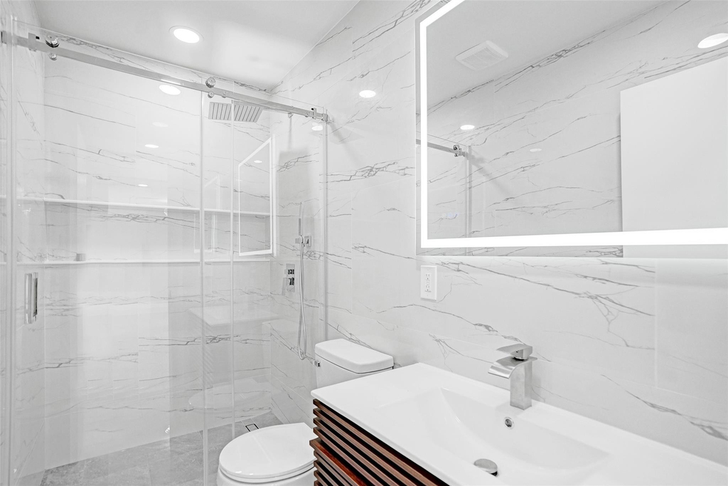 1437 Sw 1st Avenue - Photo 14