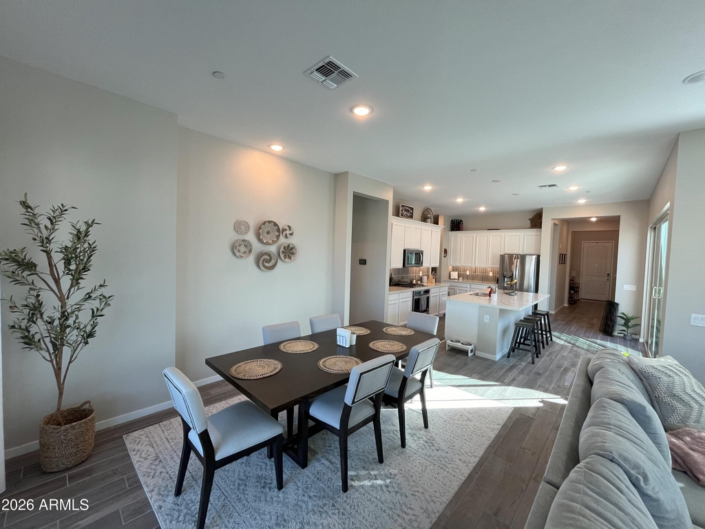 1910 N 141st Avenue - Photo 9