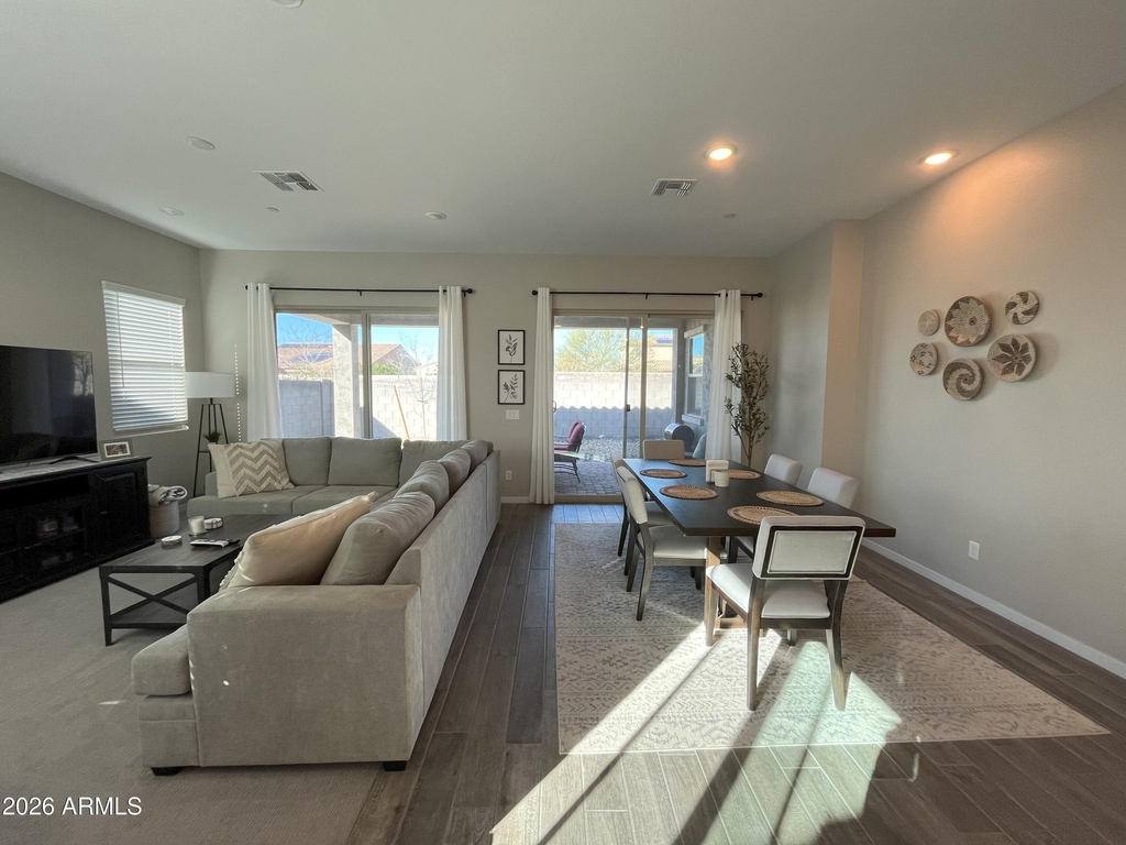 1910 N 141st Avenue - Photo 7