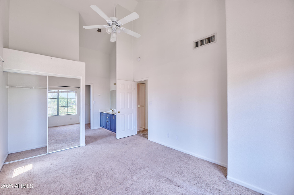 1001 N Pasadena -- - Photo 14