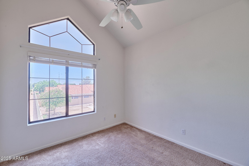 1001 N Pasadena -- - Photo 11
