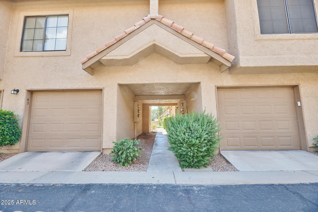 1001 N Pasadena -- - Photo 22