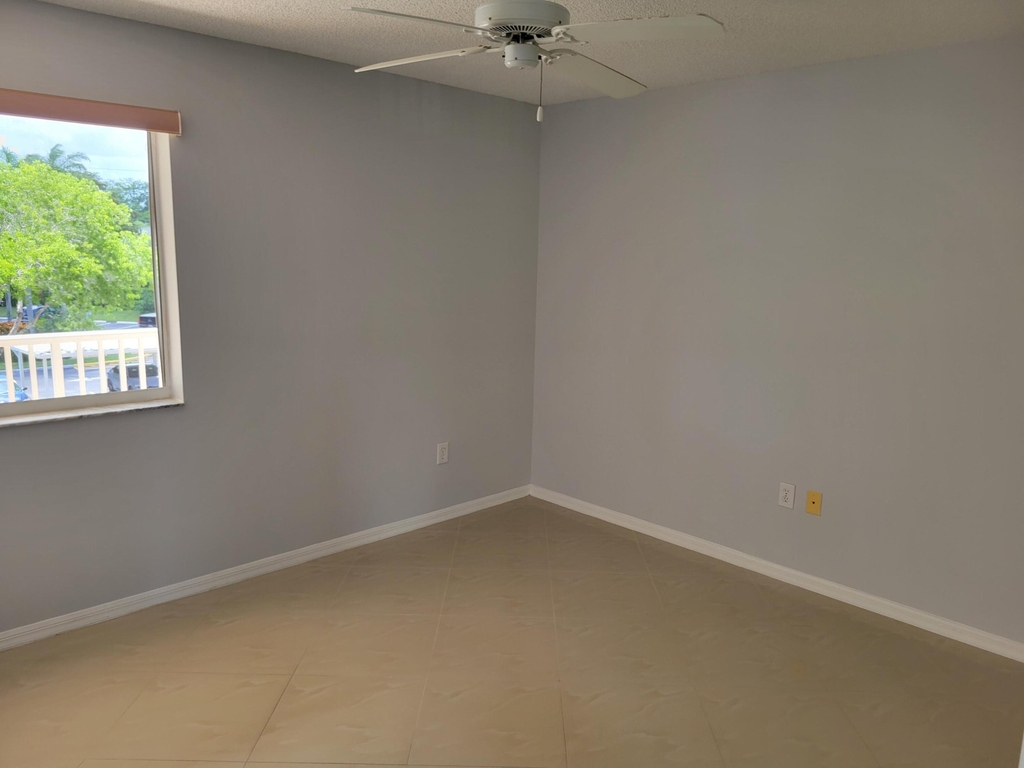 7878 Trent Drive - Photo 3