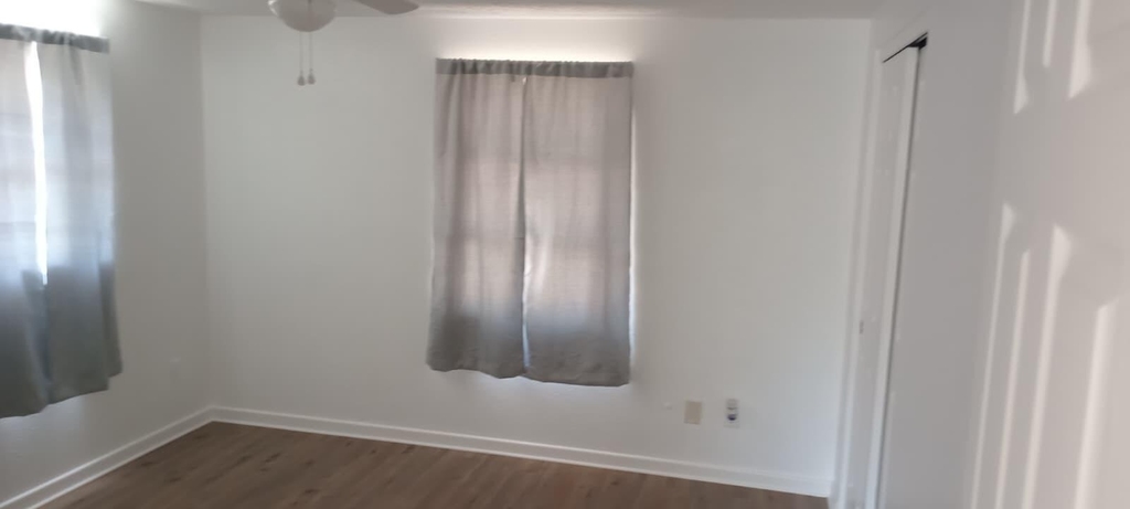 131 E Camphor Street - Photo 5