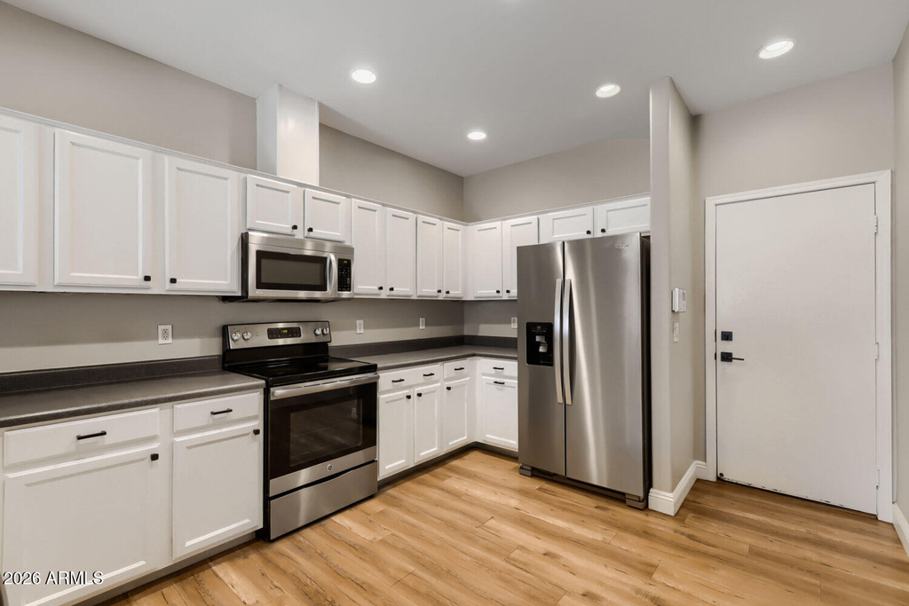 1225 N 36th Street - Photo 3