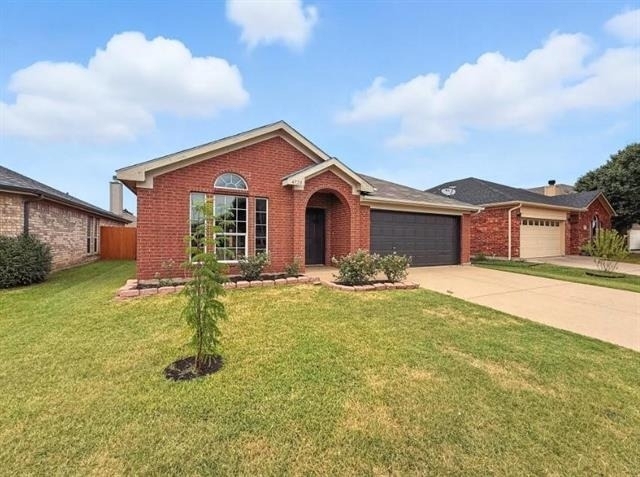 4720 Topaz Lane - Photo 0