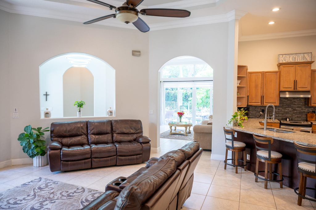 10122 Oak Meadow Lane - Photo 6